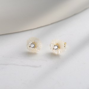 925 Sterling Silver Carved Shell Flower Zircon Earrings 40500085