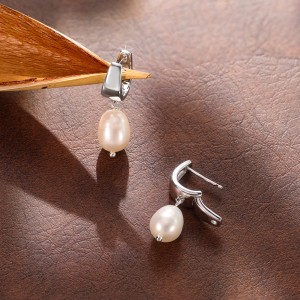 925 Sterling Silver Minimalist Pearl Drop Earrings 40500090