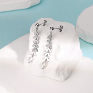 925 Sterling Silver Natural Pearl Wheat Ear Earrings 40500092