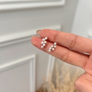 925 Sterling Silver Pearl Cluster Stud Earrings 40500093