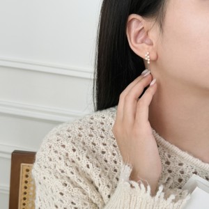 925 Sterling Silver Pearl Cluster Stud Earrings 40500093