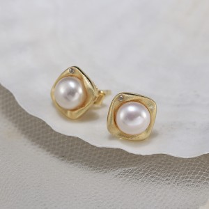 Wholesale 925 Sterling Silver Freshwater Pearl Geometric Stud Earrings 40500121 Wholesale 925 Sterling Silver Freshwater Pearl Geometric Stud Earrings 40500121