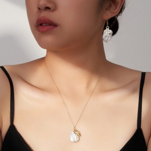 Wholesale 925 Sterling Silver Baroque Freshwater Pearl Cross Drop Earrings 40500125 Wholesale 925 Sterling Silver Baroque Freshwater Pearl Cross Drop Earrings 40500125