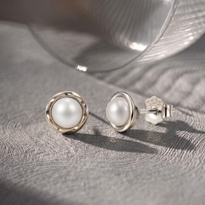Wholesale 925 Sterling Silver Freshwater Pearl Stud Earrings 40500130 Wholesale 925 Sterling Silver Freshwater Pearl Stud Earrings 40500130
