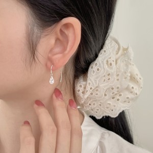 925 Sterling Silver Top-Drilled Teardrop Hook Earrings 50100038 925 Sterling Silver Top-Drilled Teardrop Hook Earrings 50100038