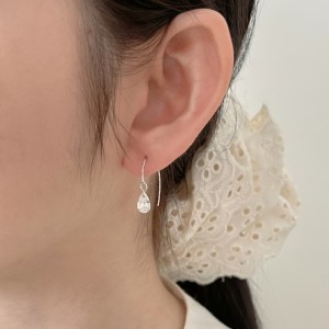 925 Sterling Silver Top-Drilled Teardrop Hook Earrings 50100038 925 Sterling Silver Top-Drilled Teardrop Hook Earrings 50100038