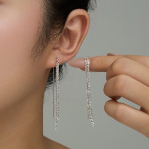 925 Sterling Silver Sparkling Gypsophila Ear Threaders 50500008