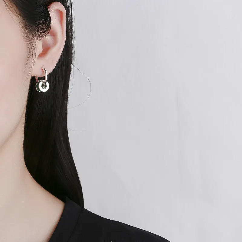 Emerald Zirconia Small Waist Hoop Earrings 60200099 - image2