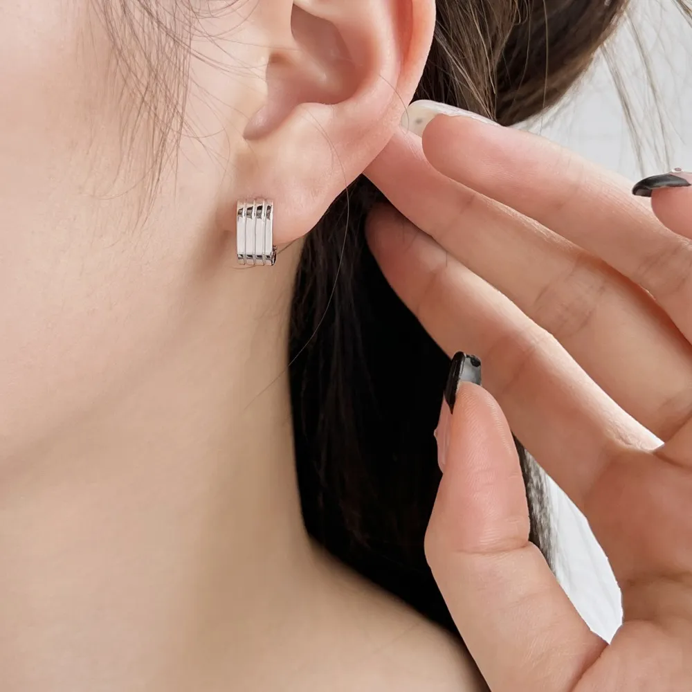 925 Sterling Silver Stripes Hoop Huggie Earring 60200161 - image2