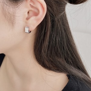 925 Sterling Silver Stripes Hoop Huggie Earring 60200161