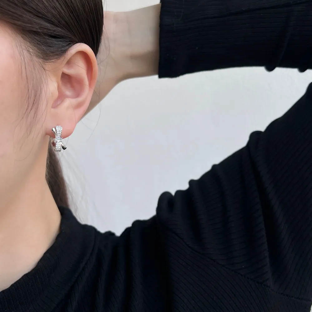 Shiny Zirconia Bow U Hoop Earrings 60200189 - image2