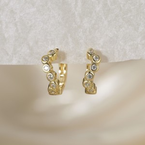 925 Sterling Silver Zirconia Wave Hoop Earring 60200227