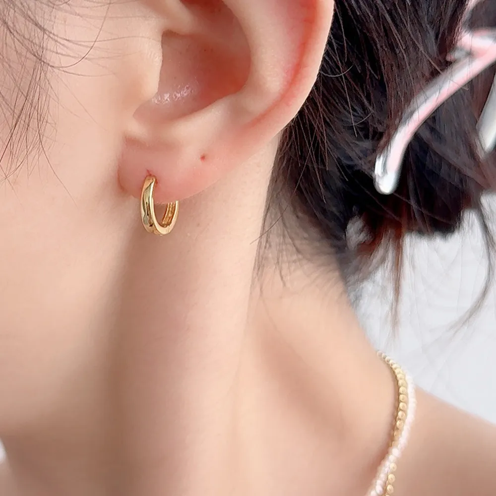 925 Sterling Silver Classic Round Hoop Earring 60200239 - image1