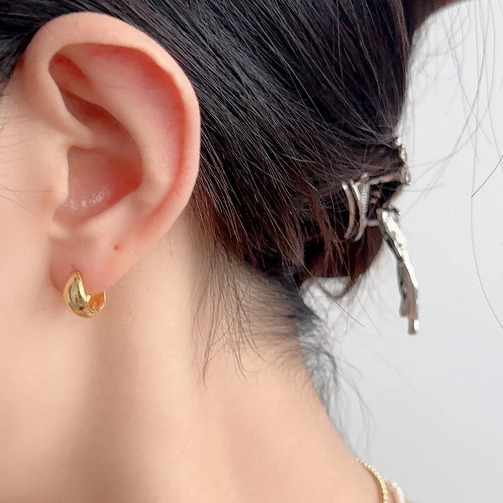 925 Sterling Silver C-shaped Hoop Earring 60200251 - image1