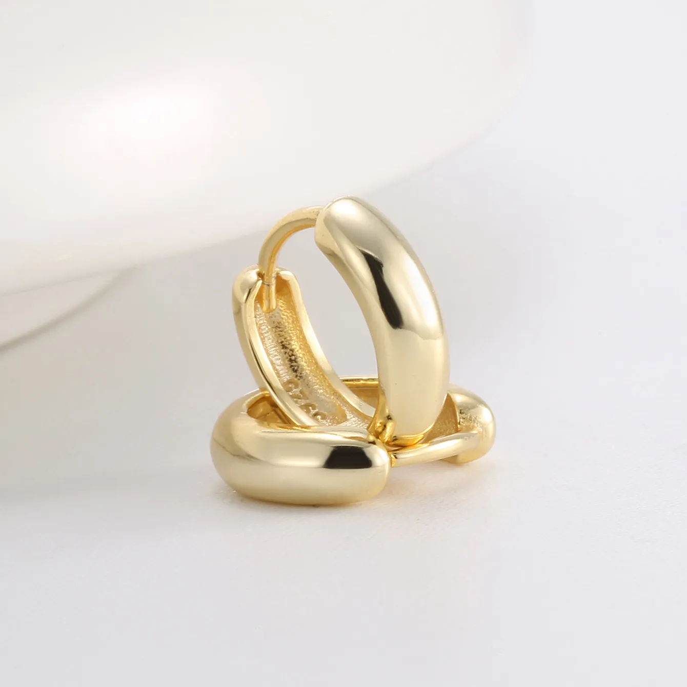 925 Sterling Silver Minimalist Hoop Earring 60200278 - image1