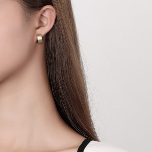 925 Sterling Silver Wide Matte Brushed Hoop Earring 60200280