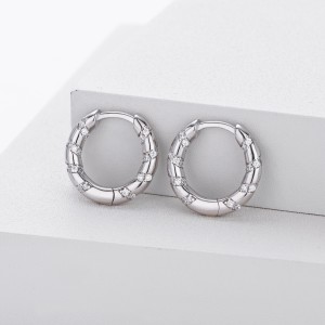 925 Sterling Silver Diagonal Stripe Pave CZ Hoop Earrings 60200313 925 Sterling Silver Diagonal Stripe Pave CZ Hoop Earrings 60200313
