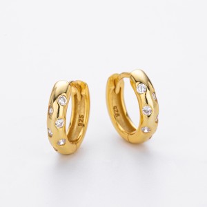 925 Sterling Silver Scattered Stone Chunky Huggies 60200314 925 Sterling Silver Scattered Stone Chunky Huggies 60200314