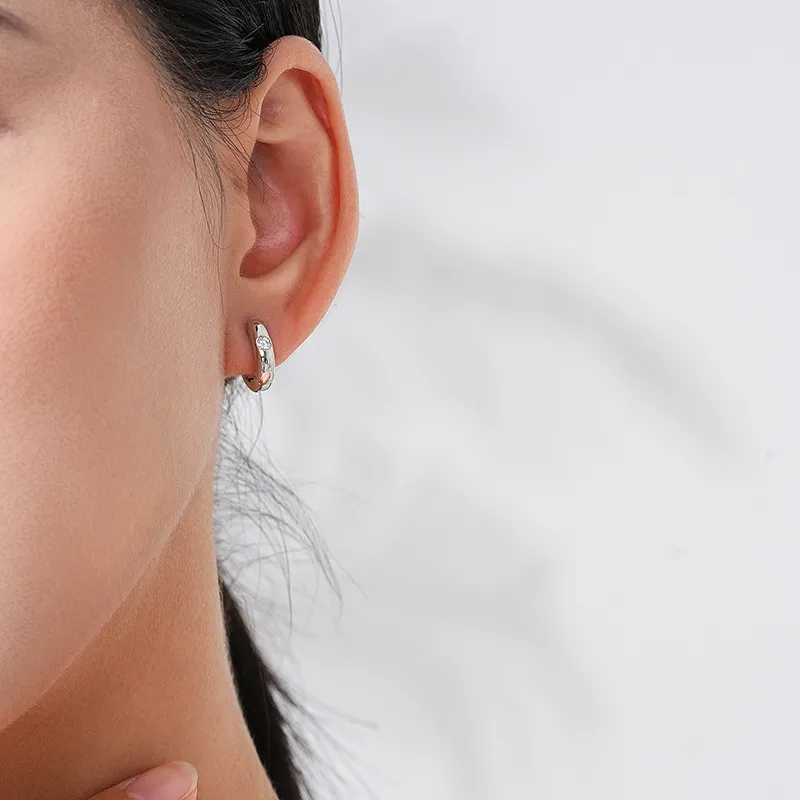 925 Sterling Silver Minimalist Geometric Zircon Hoop Earring 60200342 - image1
