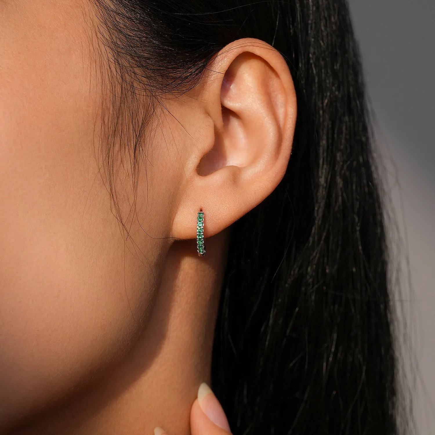 925 Sterling Silver Colorful Zircon Mini Hoop Earring 60200349 - image4