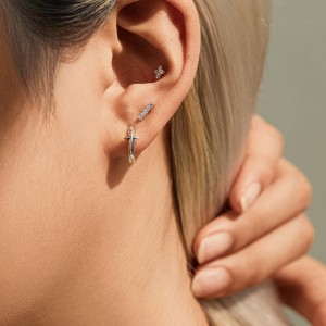Wholesale 925 Sterling Silver Vintage Cross Star Huggie Hoop Earrings 60200364 Wholesale 925 Sterling Silver Vintage Cross Star Huggie Hoop Earrings 60200364