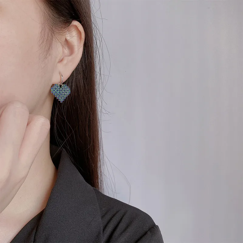 Vintage Zirconia Heart Asymmetric Hoop Earrings 60300092 - image2