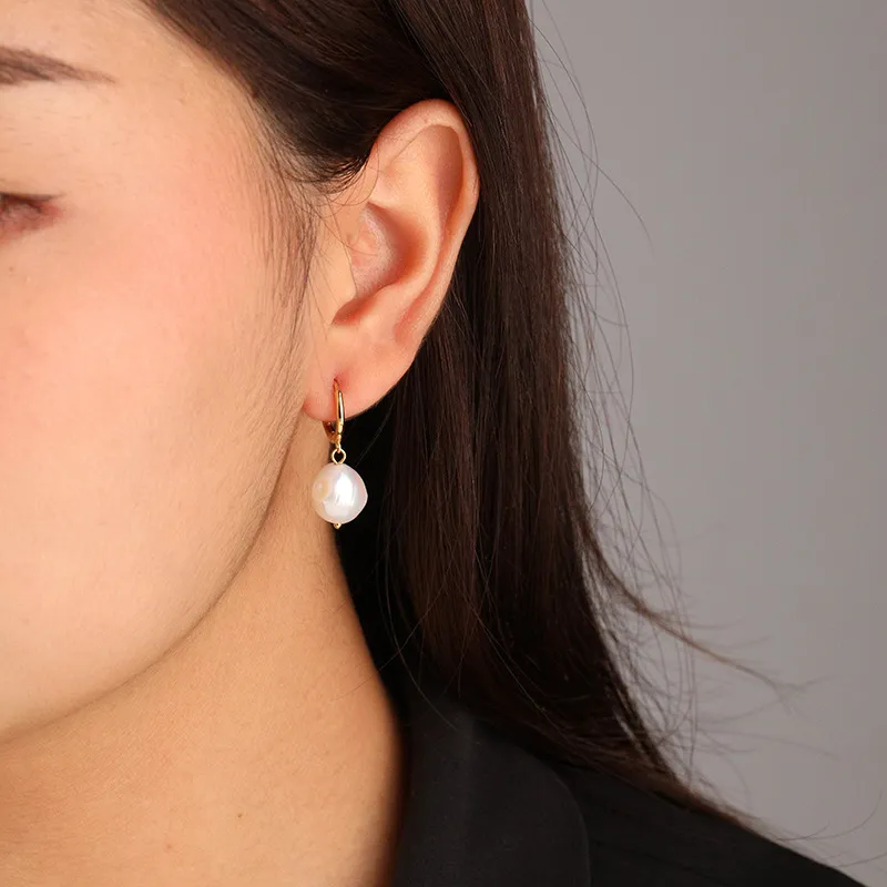 Vintage Pearl Beads Hoop Earrings 60300131 - image1