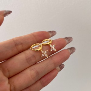925 Sterling Silver Zirconia Flower Hoop Earring 60300162