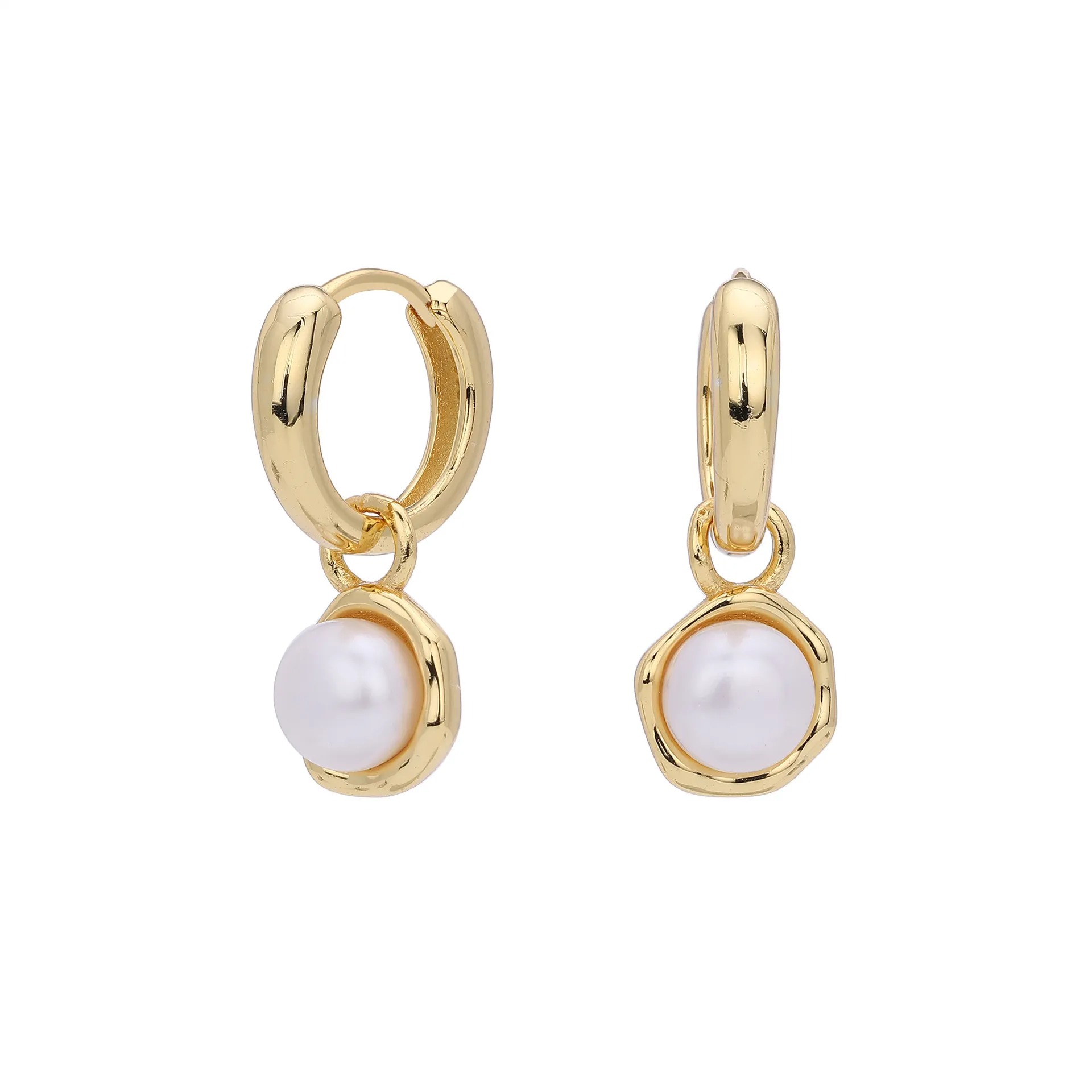 925 Sterling Silver Pearl Hoop Earring 60300190