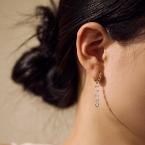 925 Sterling Silver 4mm Long Zircon Hoop Earring 60300196