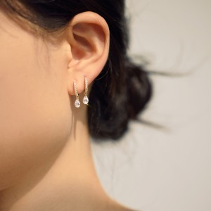 925 Sterling Silver 4*6 Teardrop Hoop Earring 60300200
