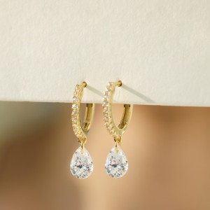 925 Sterling Silver 5*7 Teardrop Hoop Earring 60300201