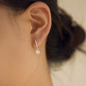 925 Sterling Silver 5*7 Teardrop Hoop Earring 60300201