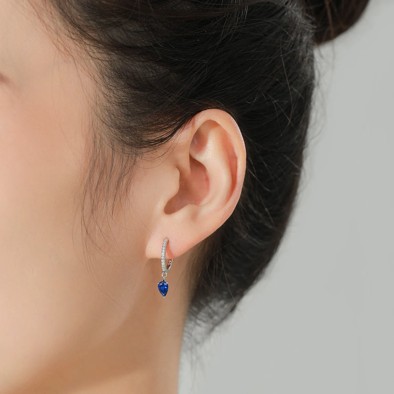 925 Sterling Silver Royal Blue Teardrop Zircon Hoop Earring 60300214 - image1
