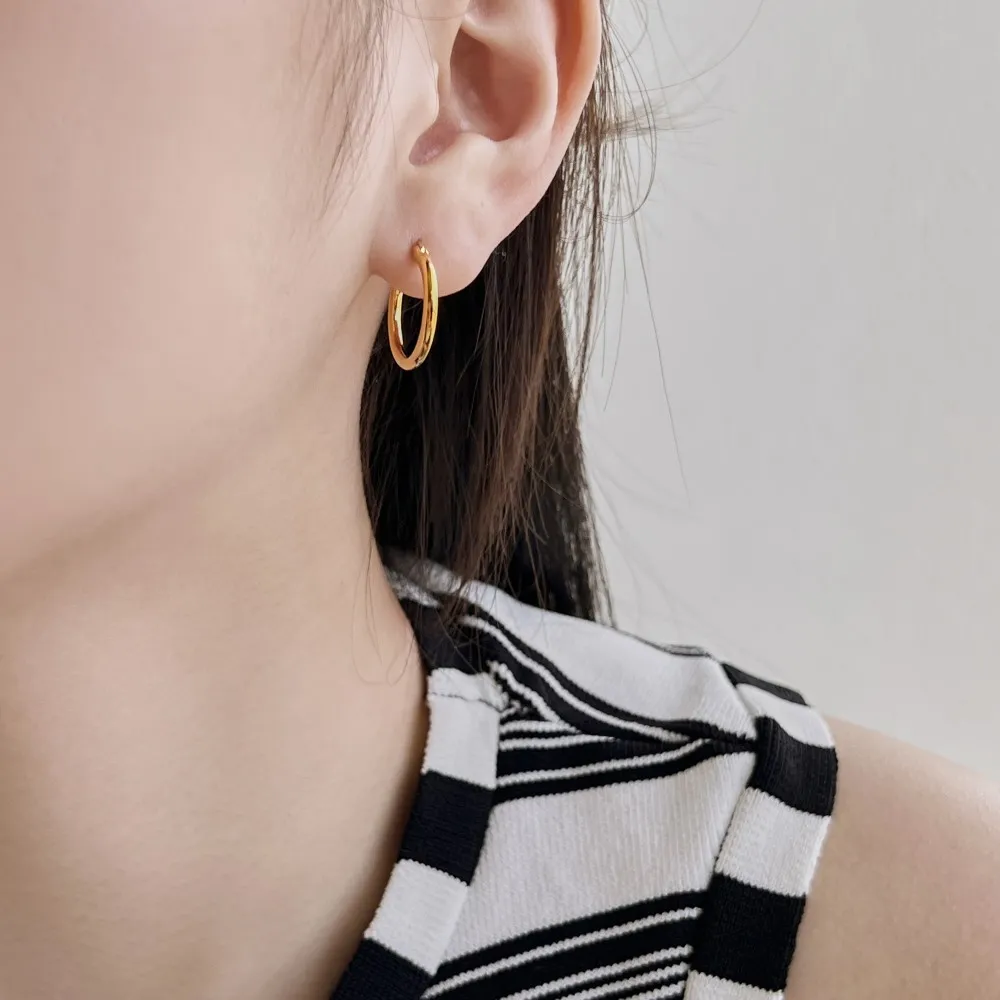 Minimalist Round Frensh Lock Hoop Earring 60400003 - image1