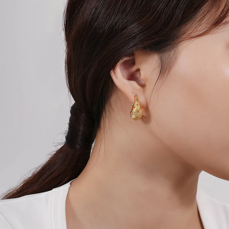 Knitted Metal French Lock Hoop Earring 60400006 - image1