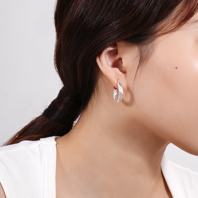 Vintage Screw Pattern French Lock Hoop Earring 60400013 - image2