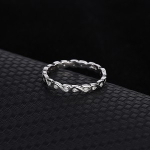 Silver Cubic Zirconia Band Ring 70100028