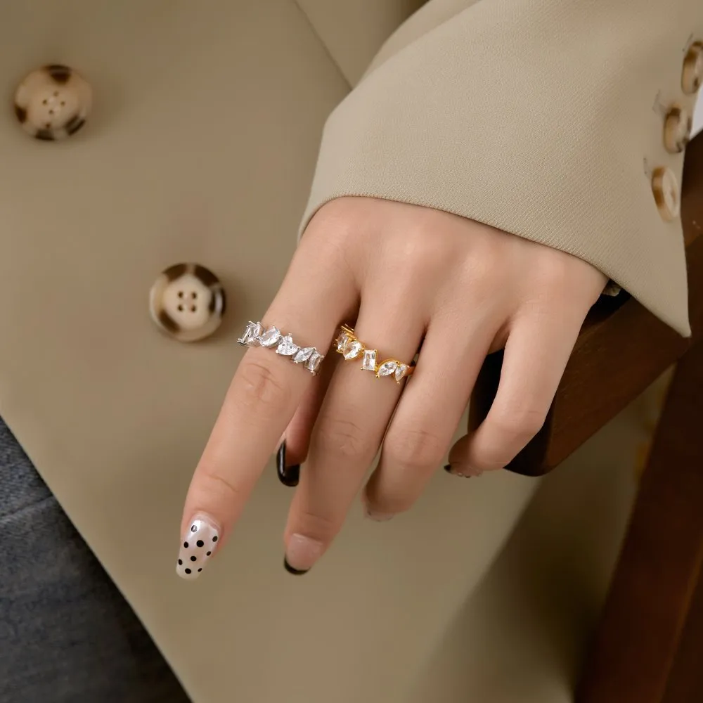 Shiny Zirconia Cluster Band Ring 70100111 - image2