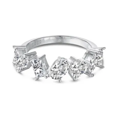 Shiny Zirconia Cluster Band Ring 70100111