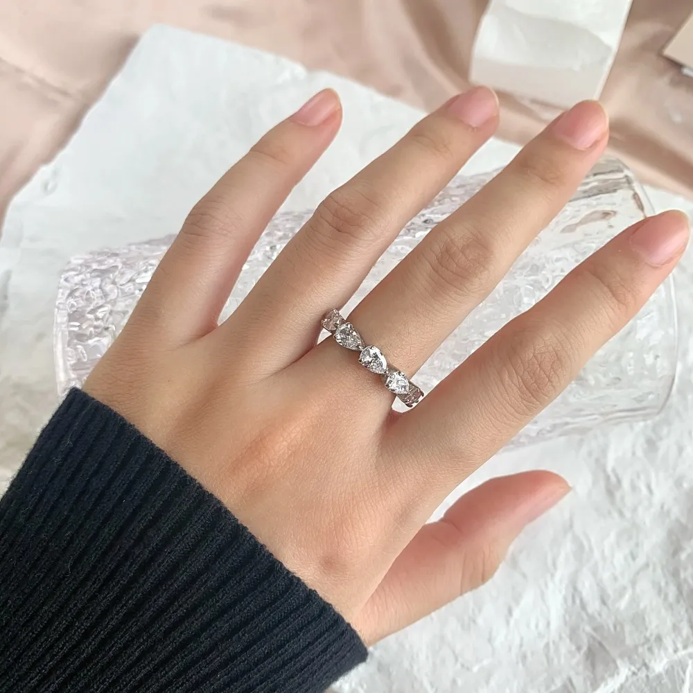 Luxury Teardrop Zirconia Band Party Rings 70100172 - image2