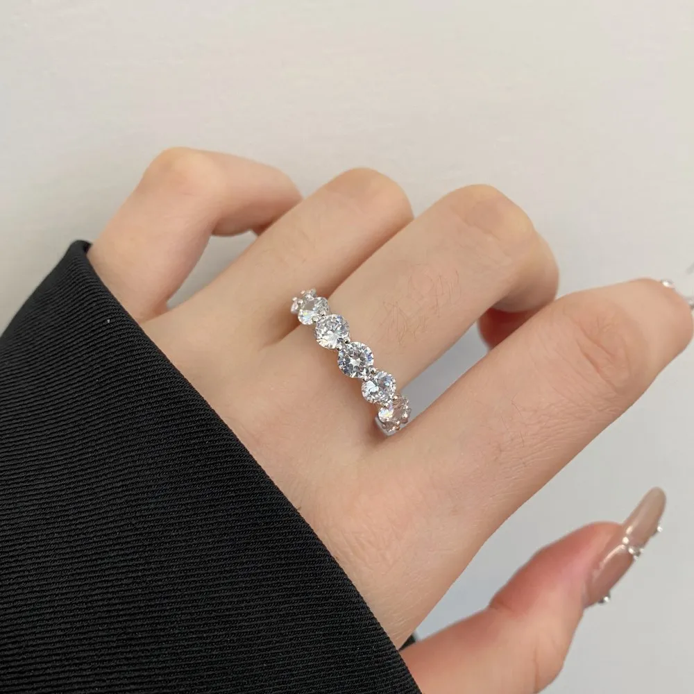 925 Sterling Silver Luxury 4mm Zirconia Band Ring 70100229 - image1