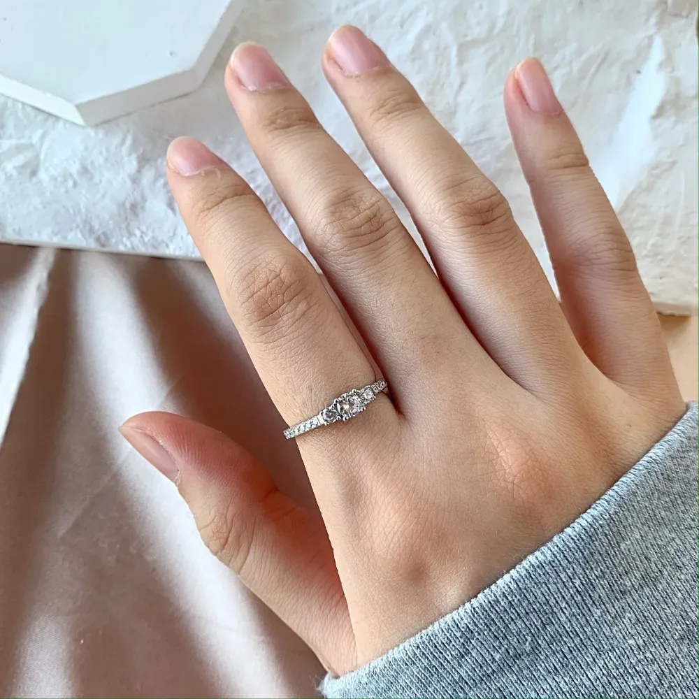 925 Sterling Silver Sparkle Zirconia Band Ring 70100239 - image1