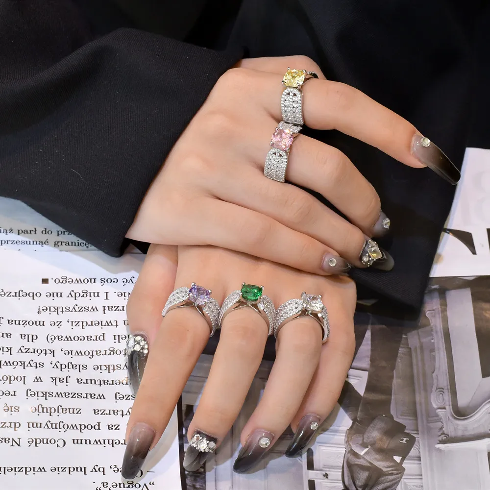 925 Sterling Silver Elegant Emerald Zirconia Band Ring 70100272 - image2