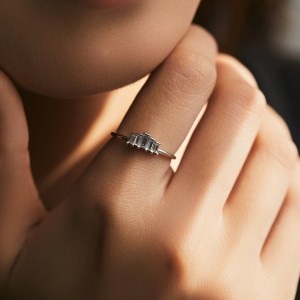 925 Sterling Silver Baguette CZ Crown Stackable Ring 70100357