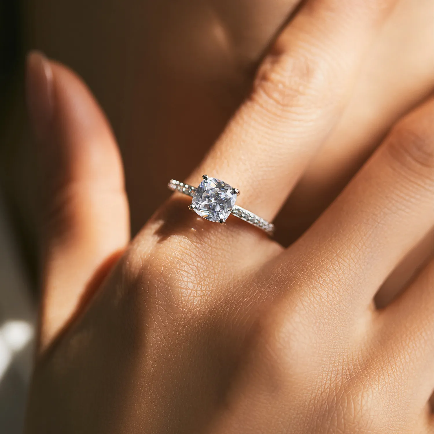 925 Sterling Silver Minimalist Cushion-Cut CZ Ring 70100376 - image1