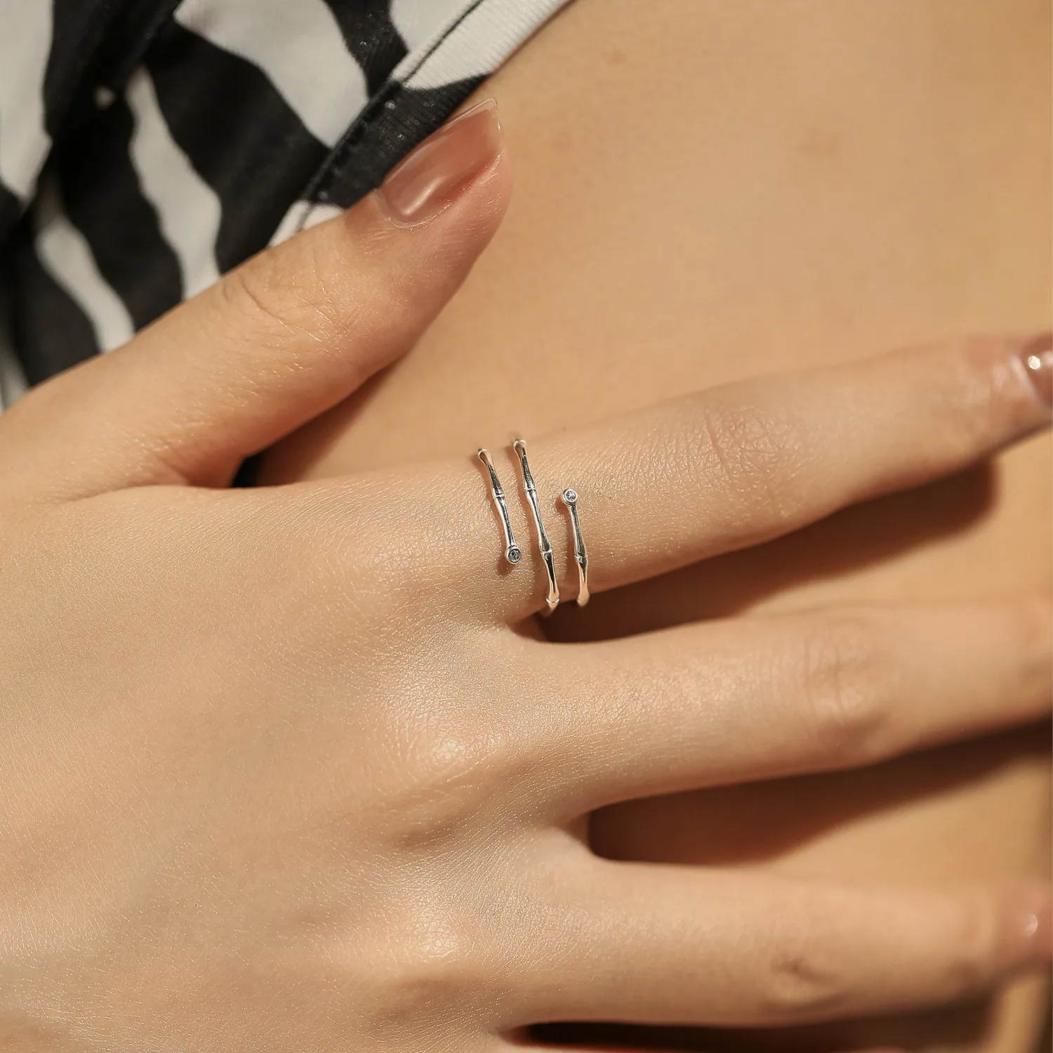 S925 Bamboo-Inspired Multi-Line Adjustable Ring70100393 - image1
