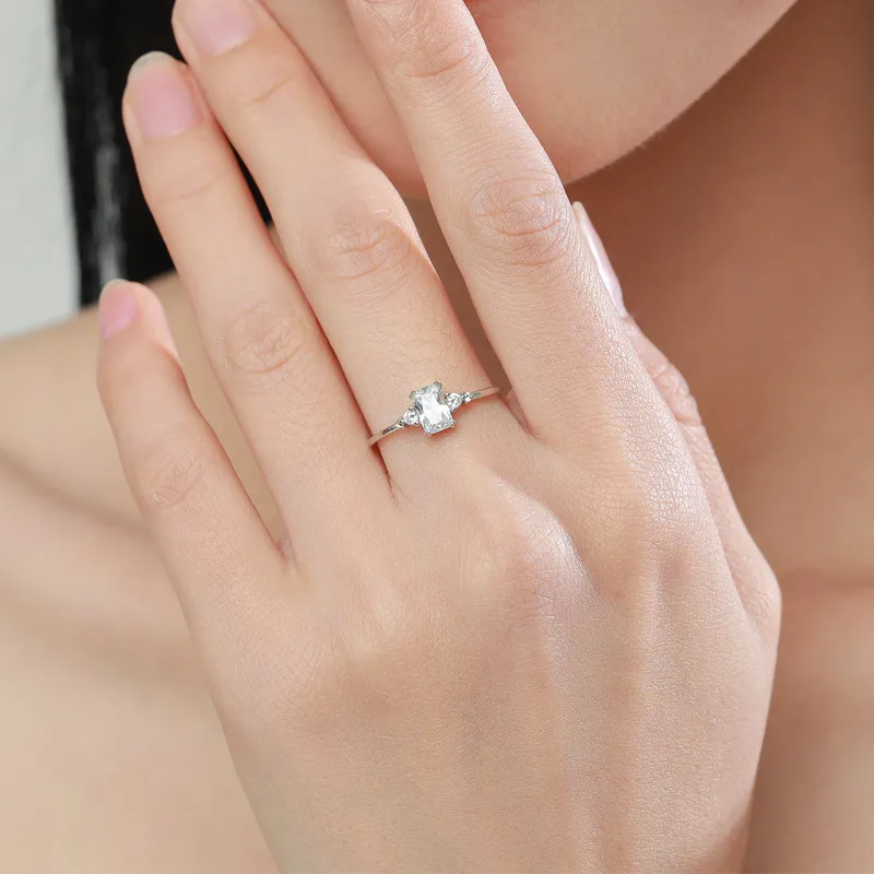 925 Sterling Silver Minimalism Zirconia Band Ring 70100409 - image1