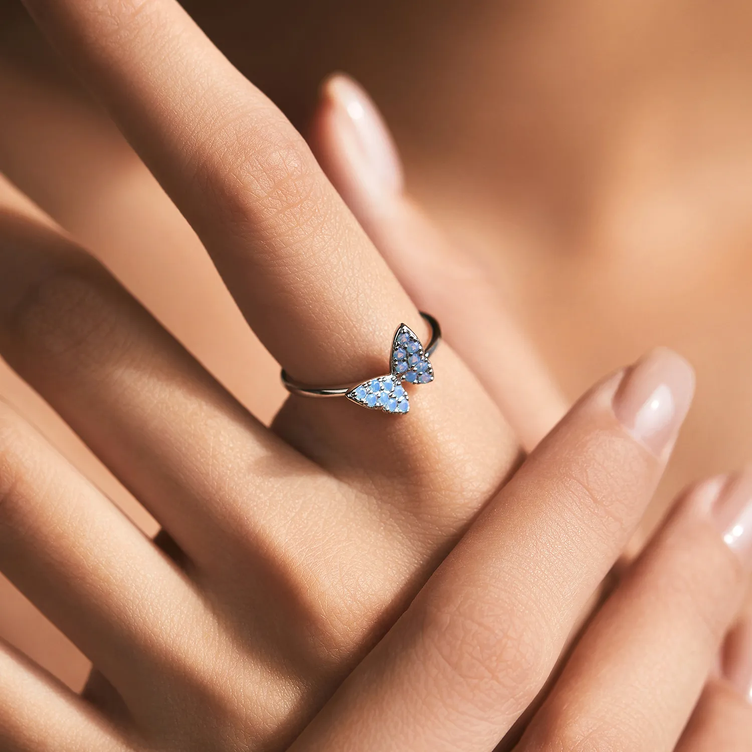 925 Sterling Silver Butterfly Crystal Ring in 70100423 - image1