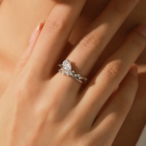 925 Sterling Silver Teardrop Zircon Crossover Ring 70100428